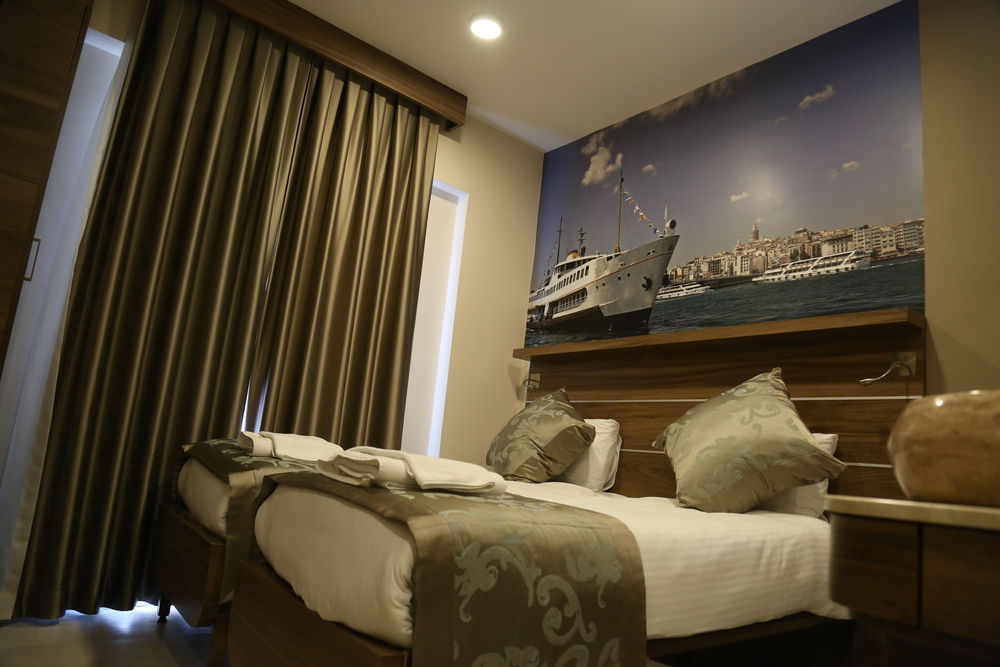 The Pera Hotel Istanbul Room photo